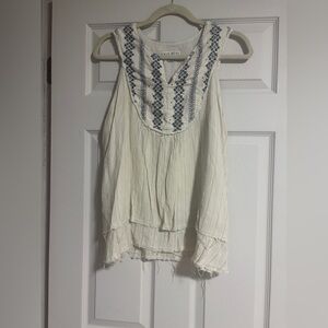 Knox Rose Sz Lg. Ivory Sleeveless Embroidered Yoke Tank